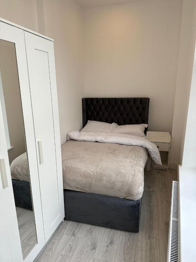 דירות The Walworth Retreat- Cozy Flats In לונדון מראה חיצוני תמונה